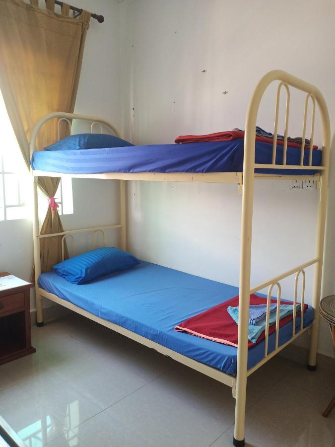 Le Barang Steakhouse & Guesthouse Sihanoukville Dış mekan fotoğraf