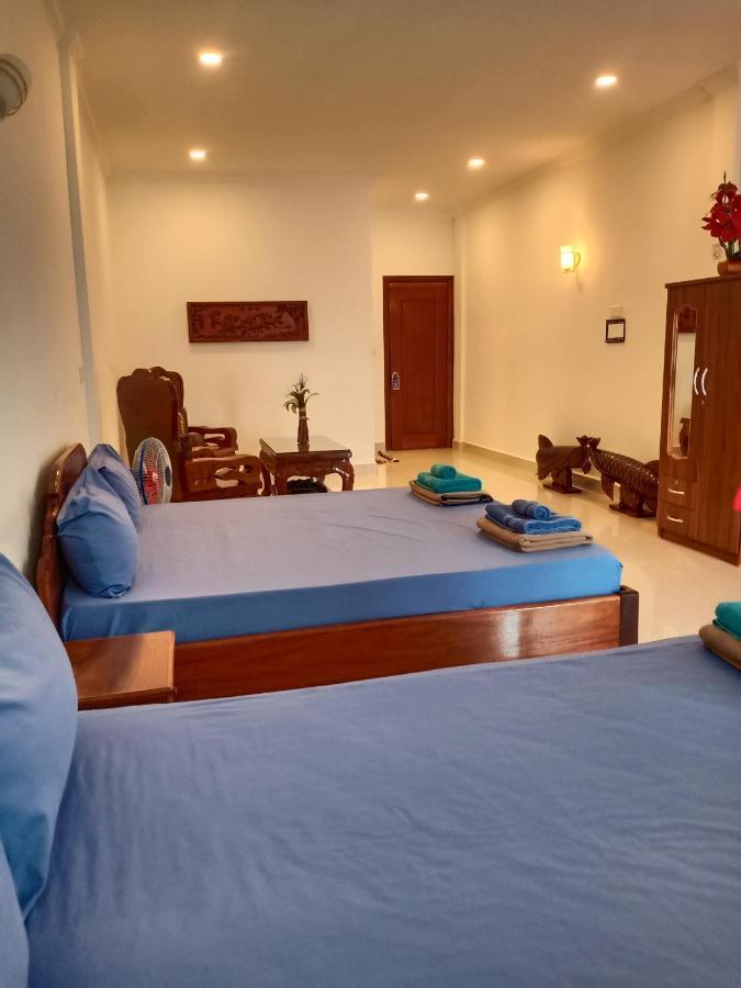 Le Barang Steakhouse & Guesthouse Sihanoukville Dış mekan fotoğraf