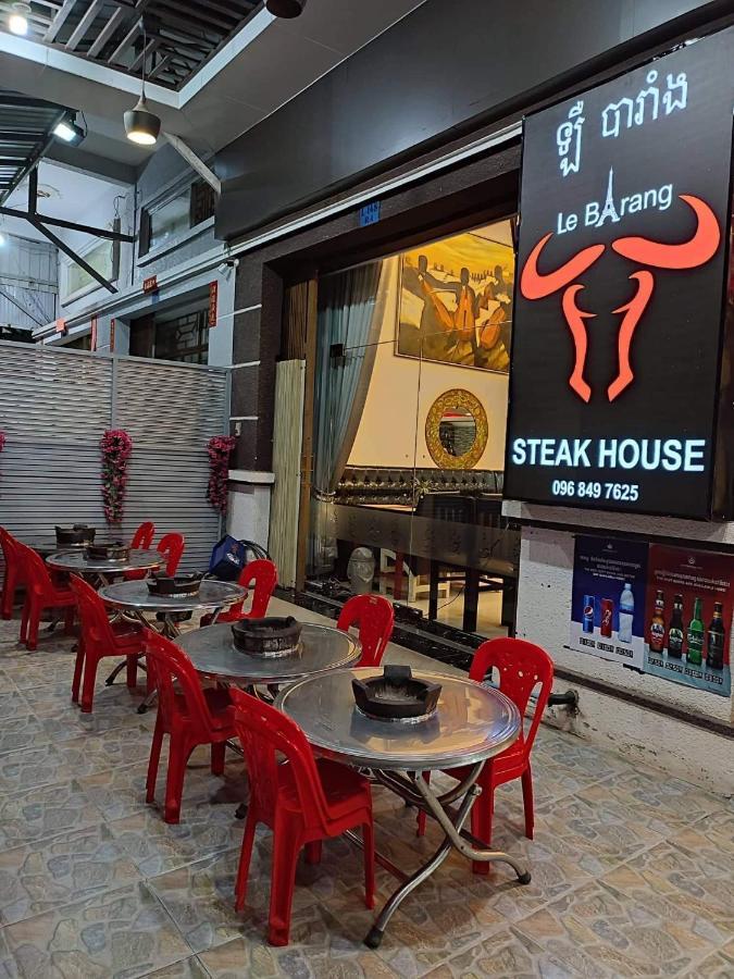 Le Barang Steakhouse & Guesthouse Sihanoukville Dış mekan fotoğraf