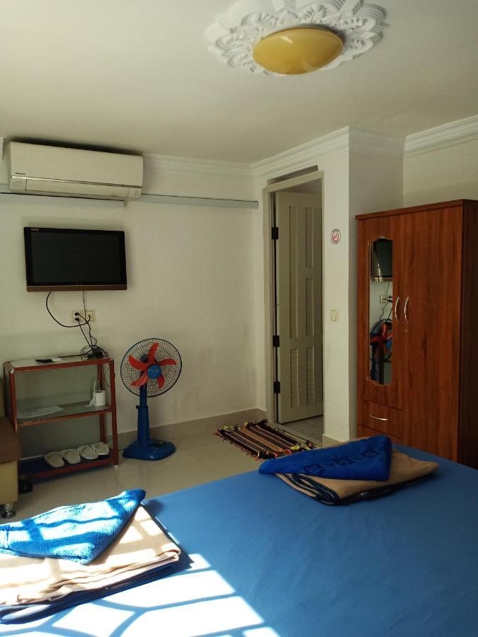 Le Barang Steakhouse & Guesthouse Sihanoukville Dış mekan fotoğraf